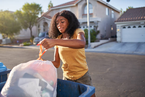 Best Yard Cleanup Services  in Charlotte, TN